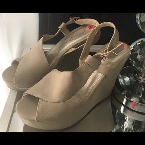 Chinese laundry bone colored wedged sandal